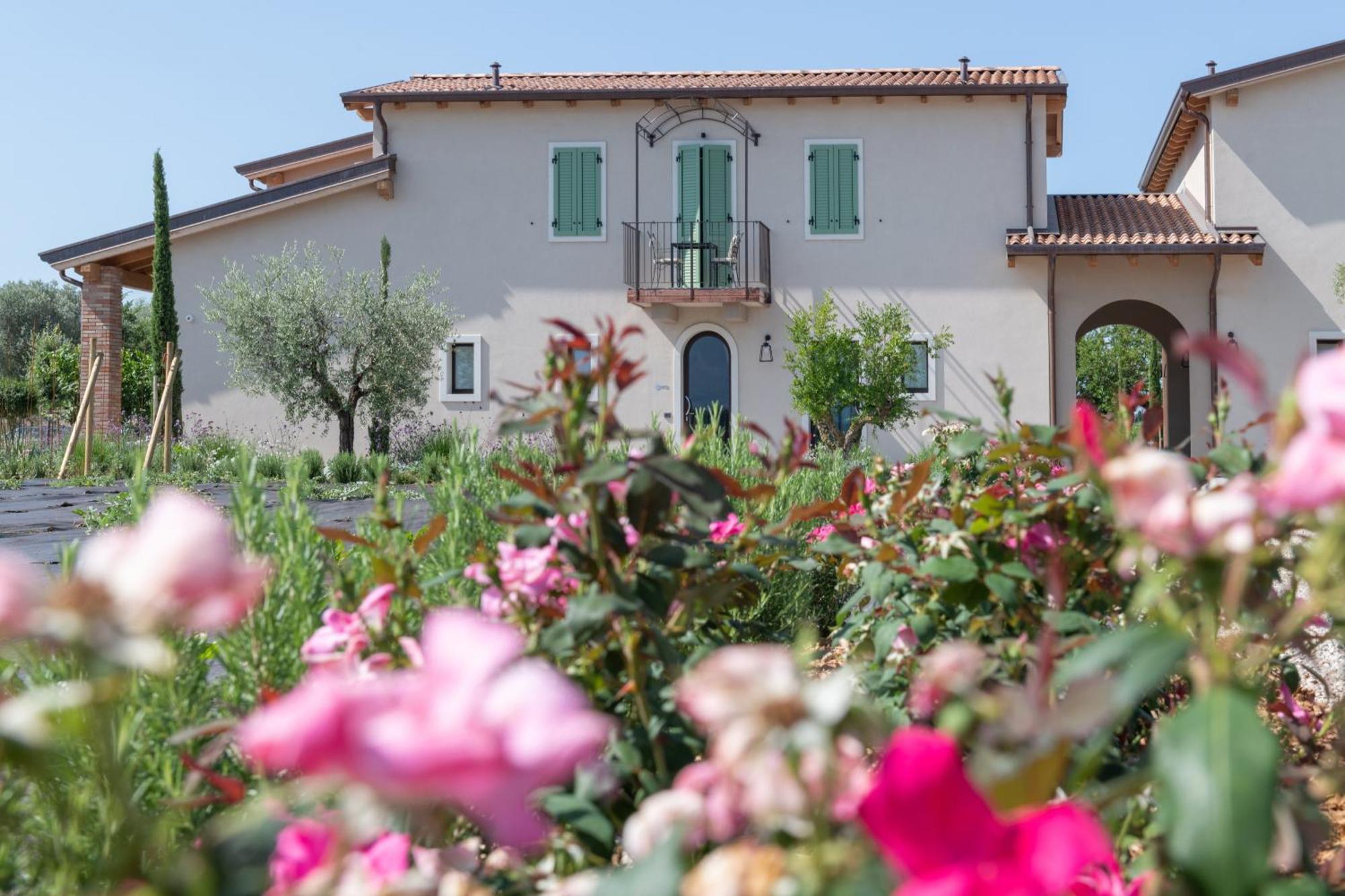 Отель Natiia Relais - Adults Only Лацизе Экстерьер фото